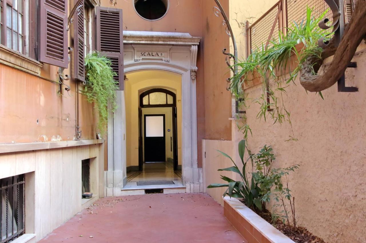 Roman Holiday Colosseo Ngoại thất bức ảnh