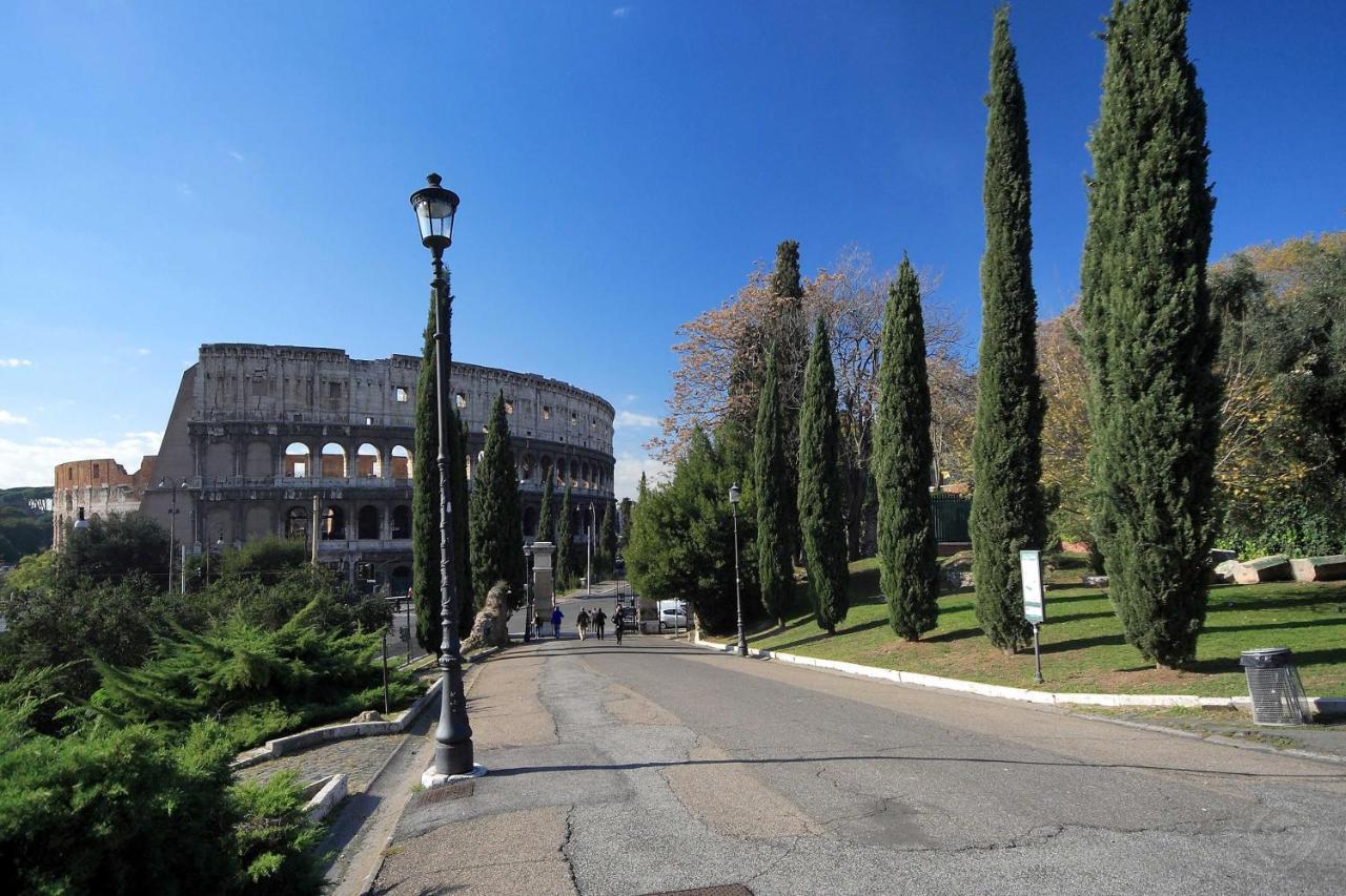 Roman Holiday Colosseo Ngoại thất bức ảnh